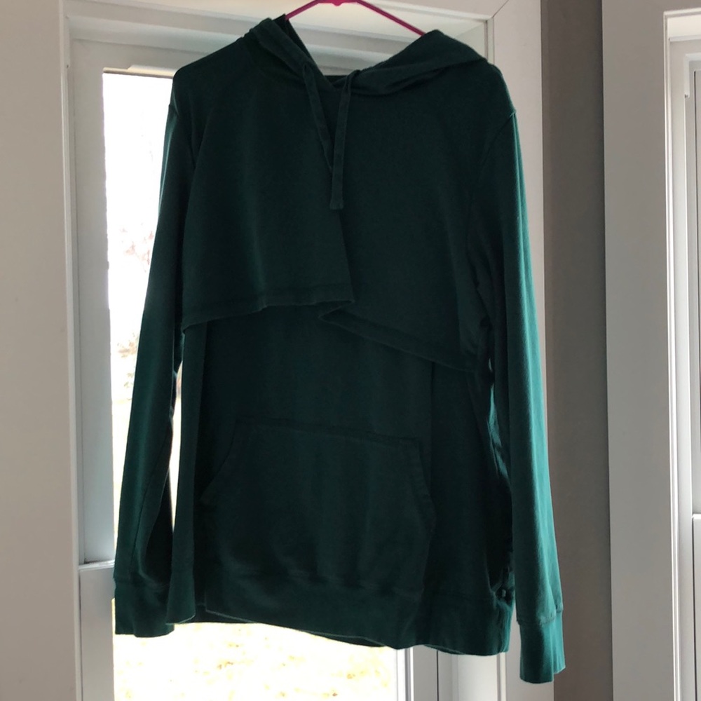 Latched Mama Nursing 🤱 Hoodie